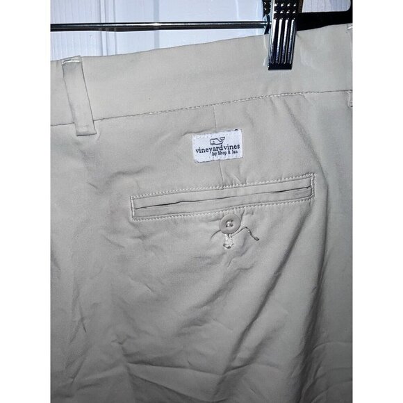 VINEYARD VINES Mens Performance 9.5" Breaker Golf Tan Stretch Khaki Sz 40 - Picture 5 of 7